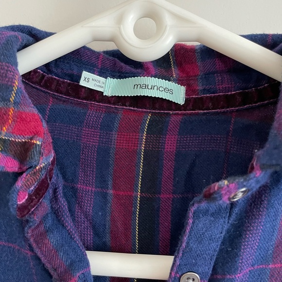 Maurices Button Down Shirt - Picture 4 of 4